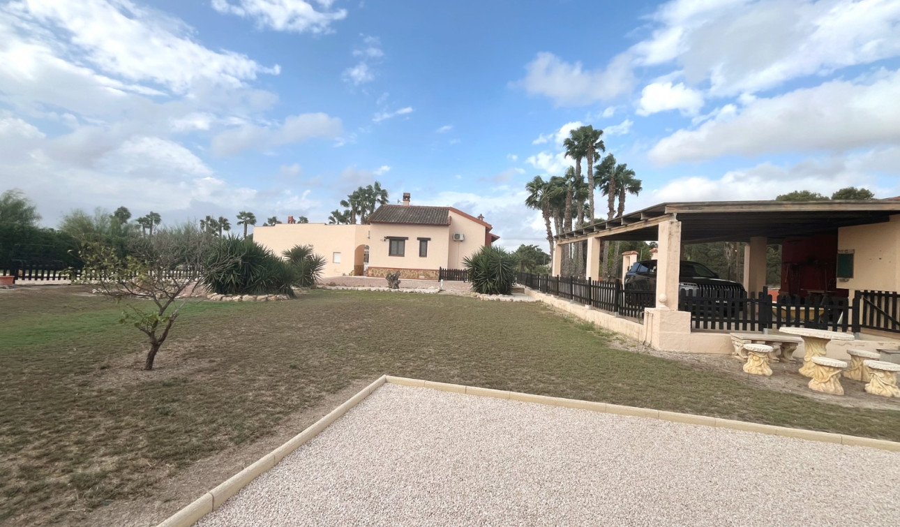 Herverkoop - Vrijstaande villa - Daya Vieja