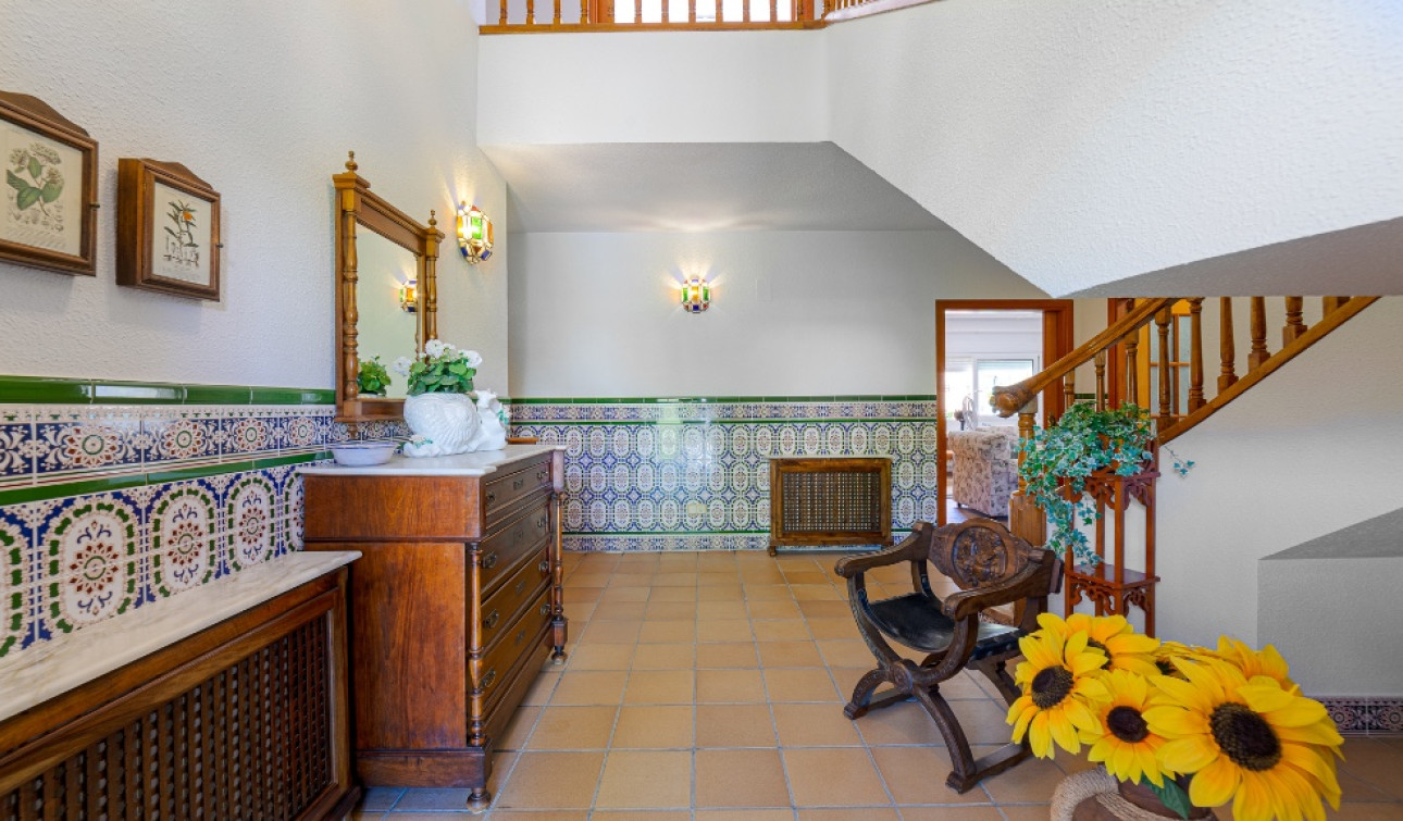 Herverkoop - Vrijstaande villa - Dehesa de Campoamor - Campoamor