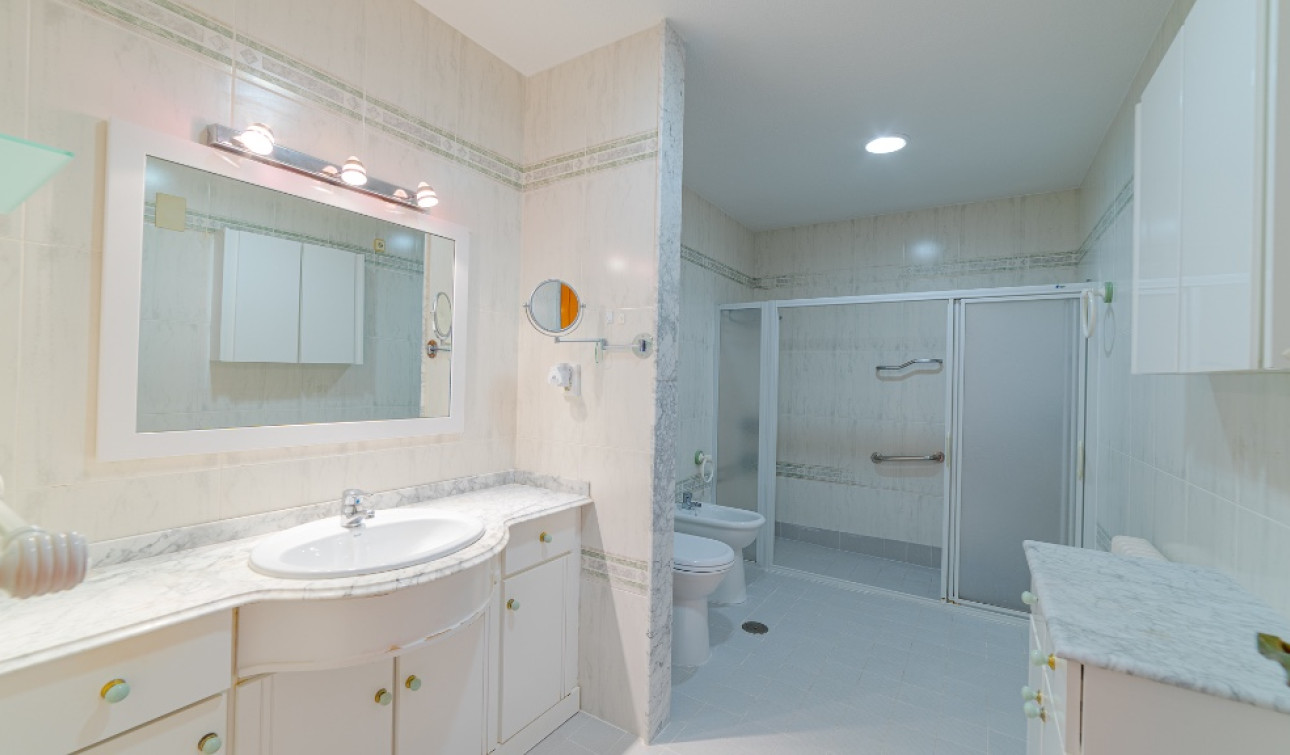 Herverkoop - Vrijstaande villa - Dehesa de Campoamor - Campoamor