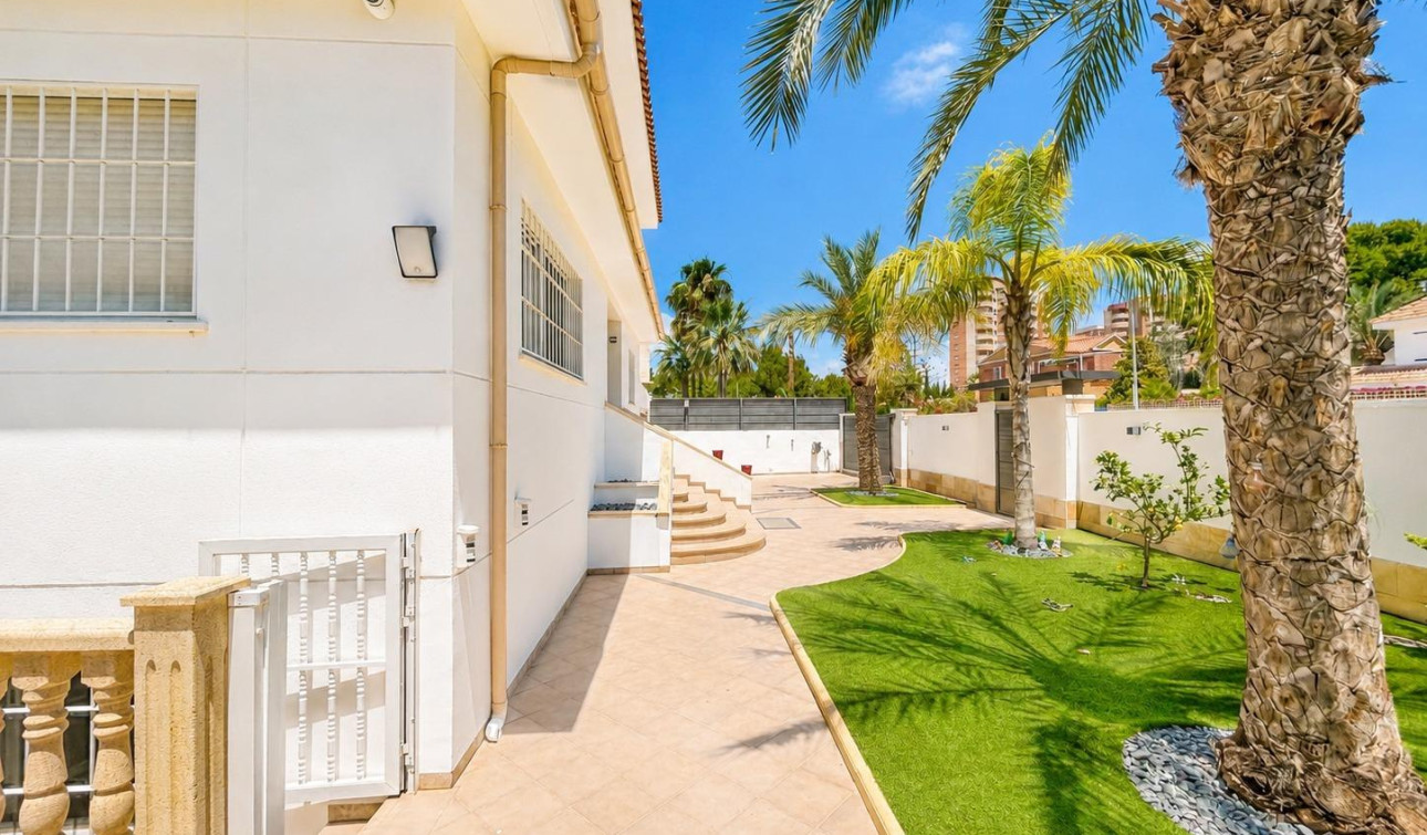 Herverkoop - Vrijstaande villa - Dehesa de Campoamor - Campoamor
