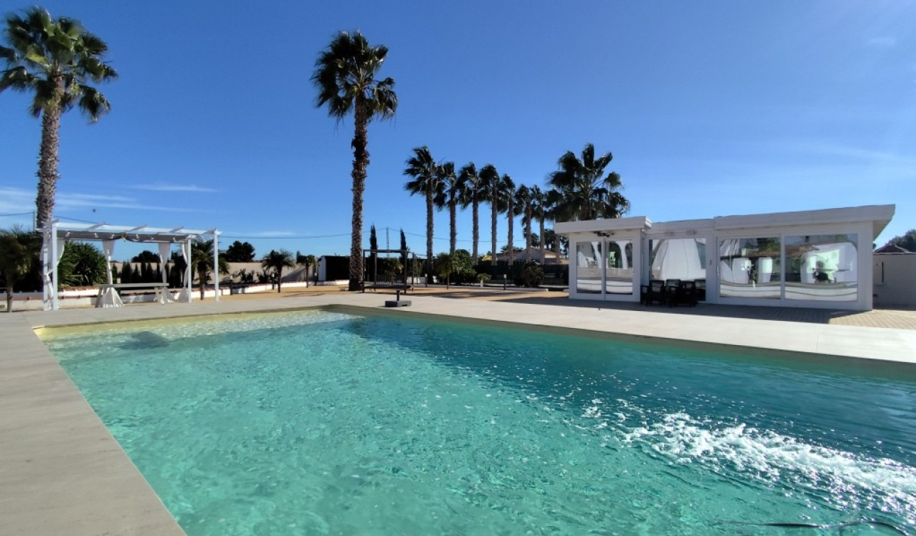 Herverkoop - Vrijstaande villa - El Mudamiento