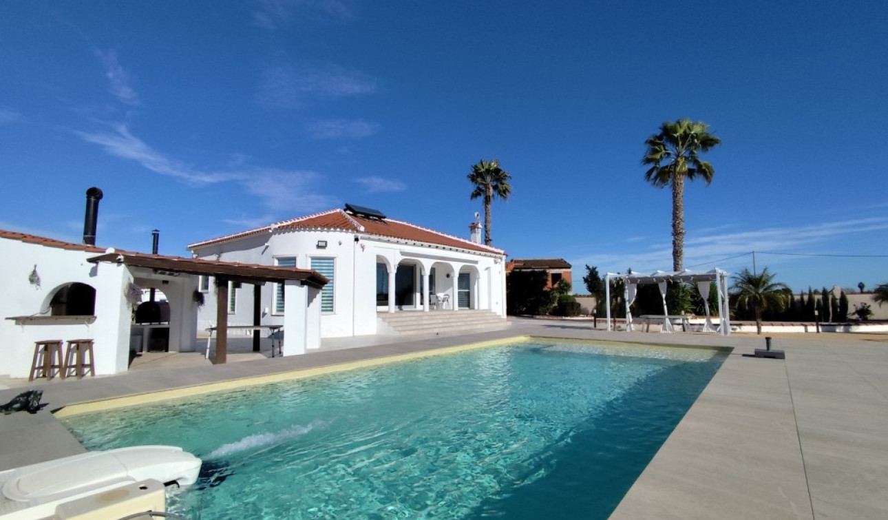 Herverkoop - Vrijstaande villa - El Mudamiento