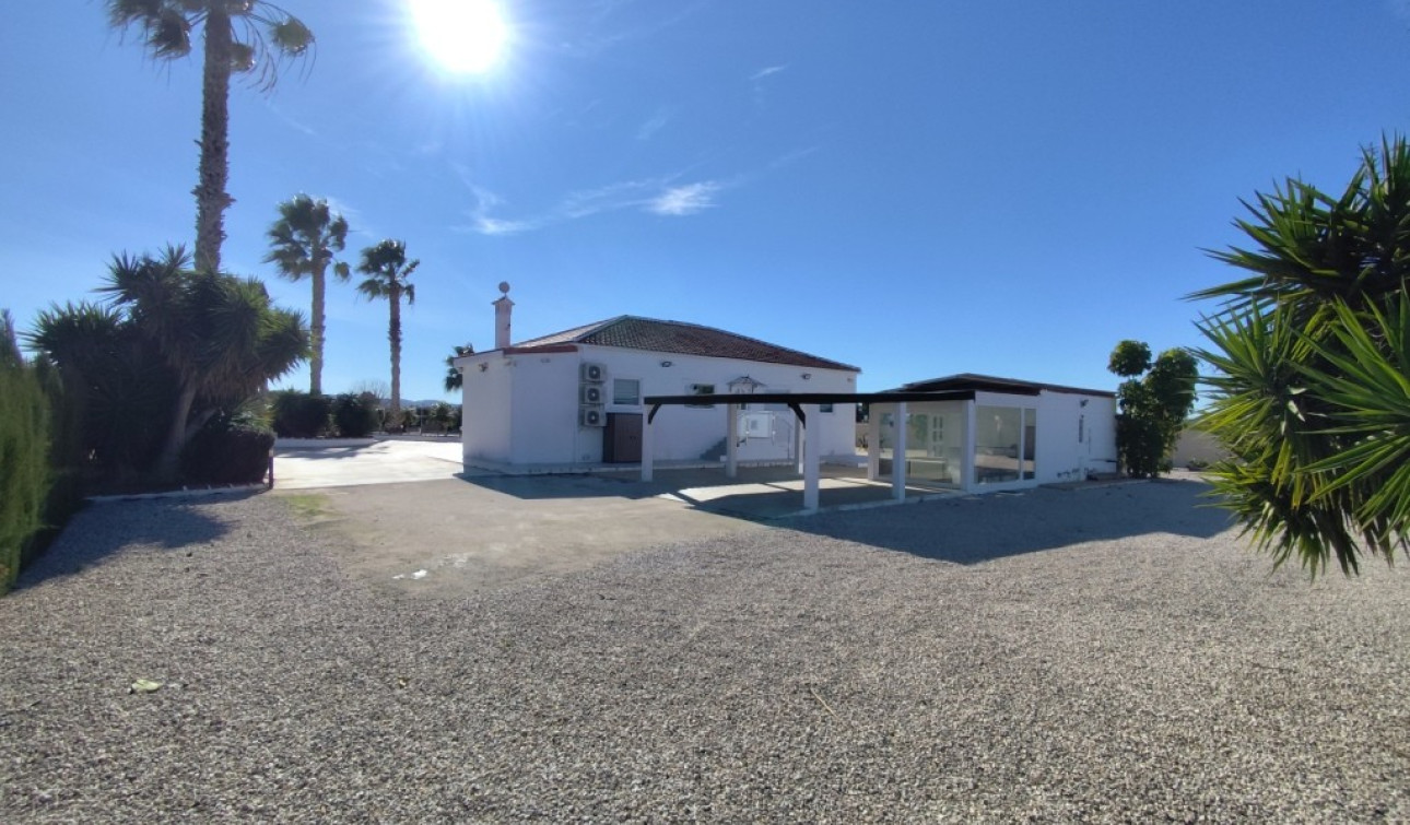 Herverkoop - Vrijstaande villa - El Mudamiento