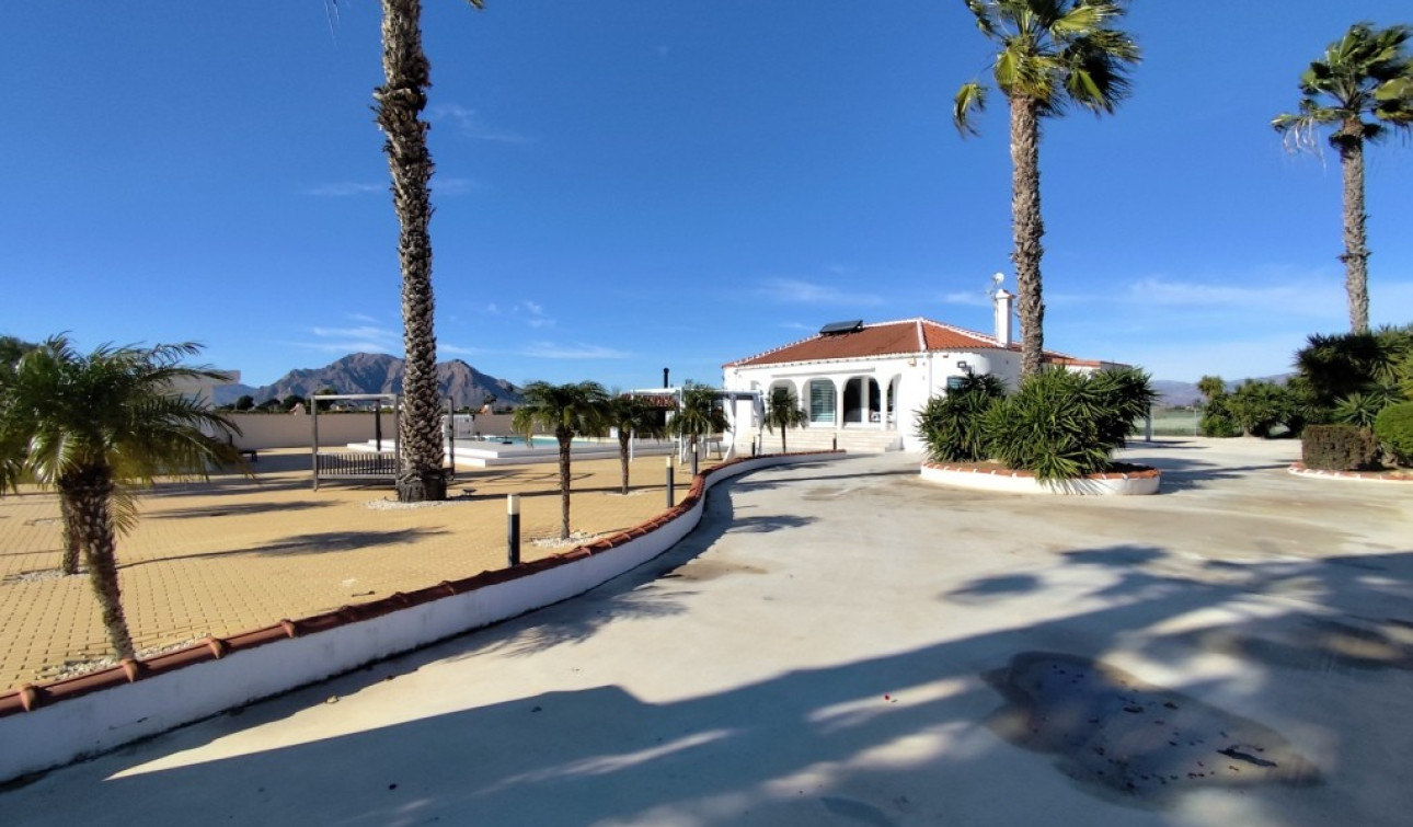 Herverkoop - Vrijstaande villa - El Mudamiento