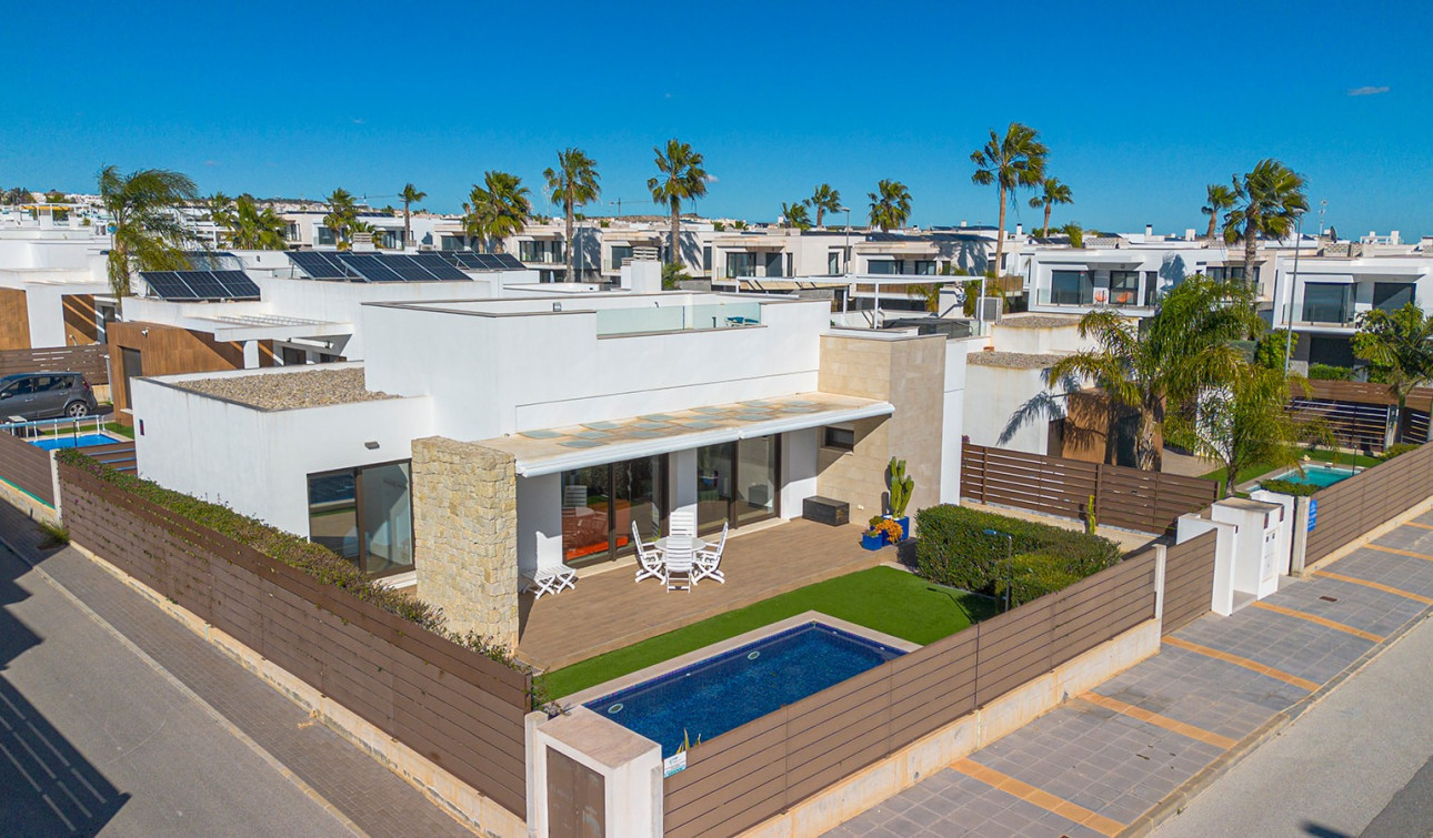 Herverkoop - Vrijstaande villa - Entre Naranjos - Vistabella Golf