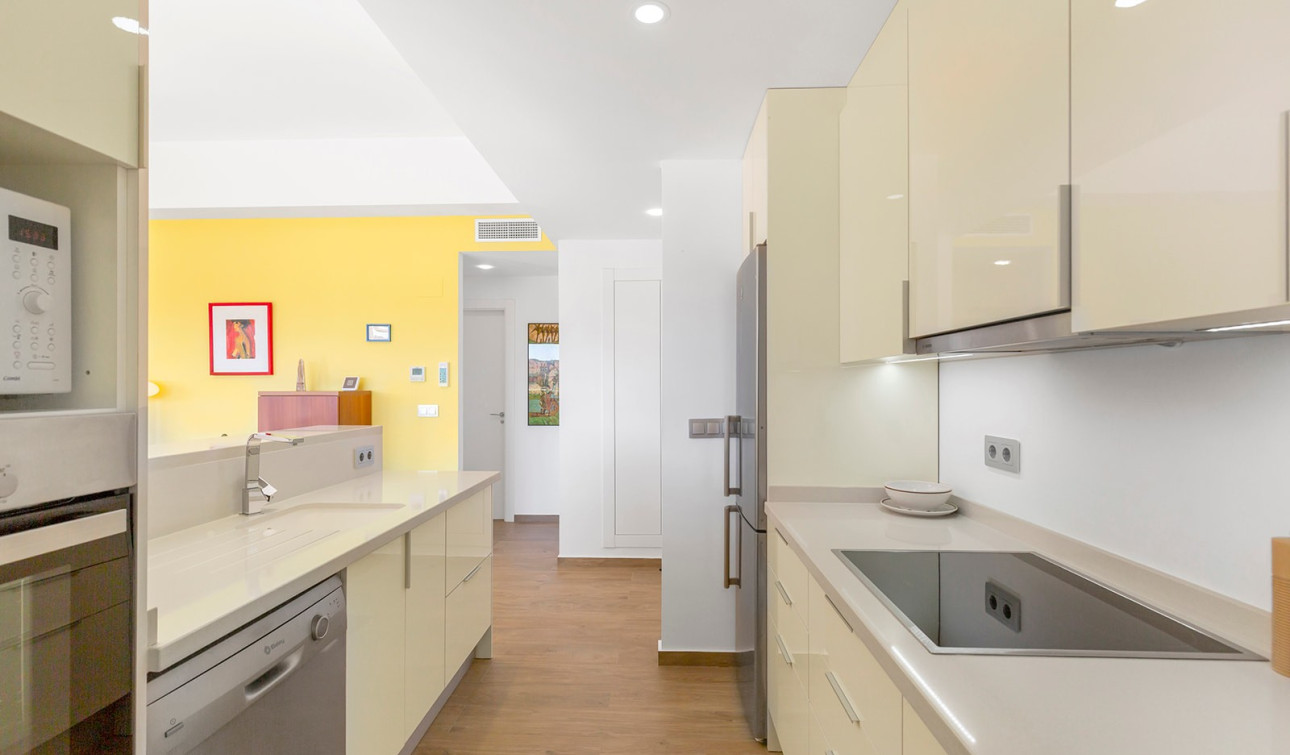 Herverkoop - Vrijstaande villa - Entre Naranjos - Vistabella