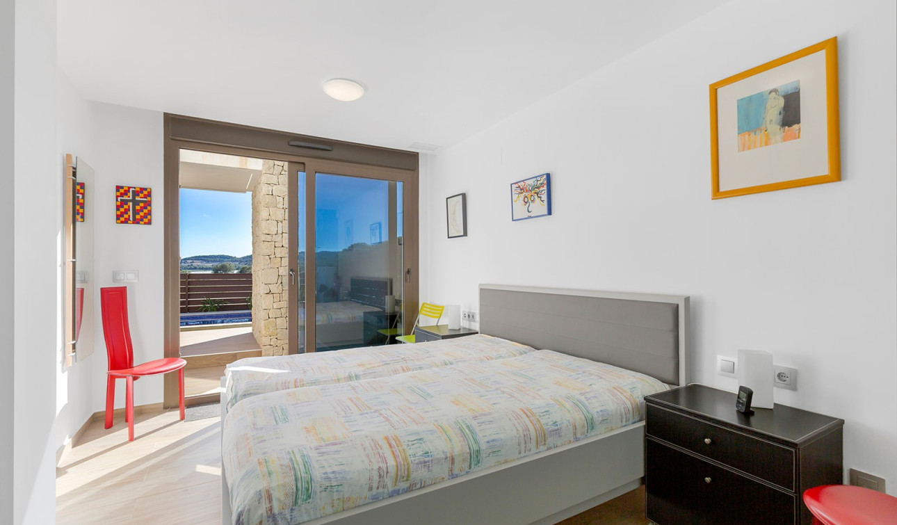 Herverkoop - Vrijstaande villa - Entre Naranjos - Vistabella