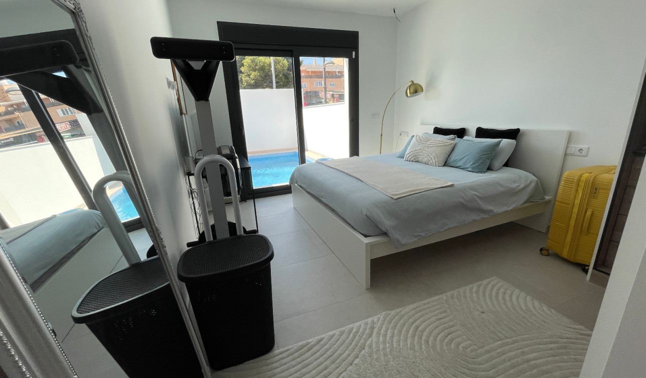 Herverkoop - Vrijstaande villa - Formentera del Segura - Pueblo