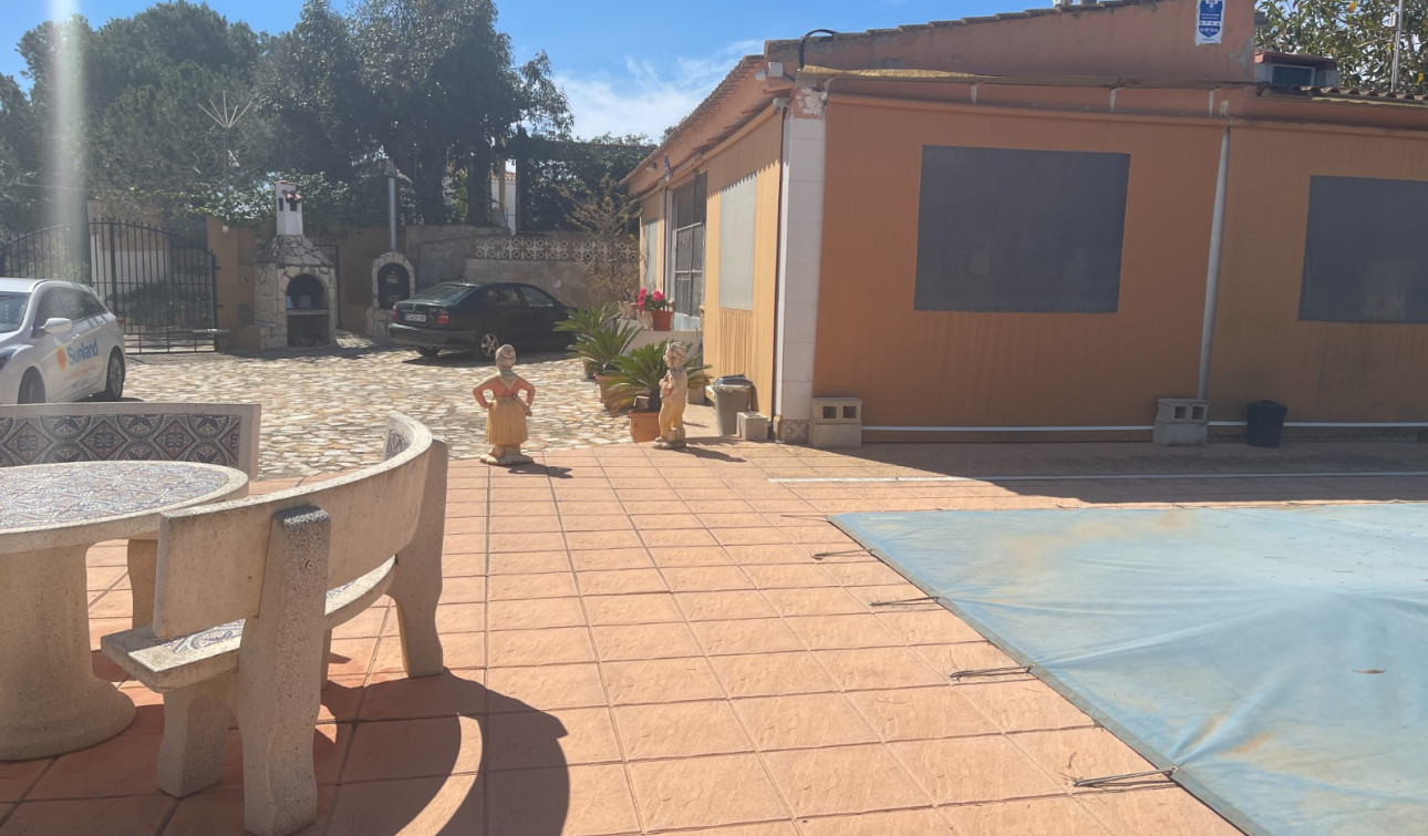 Herverkoop - Vrijstaande villa - Guardamar del Segura - Valencian Community