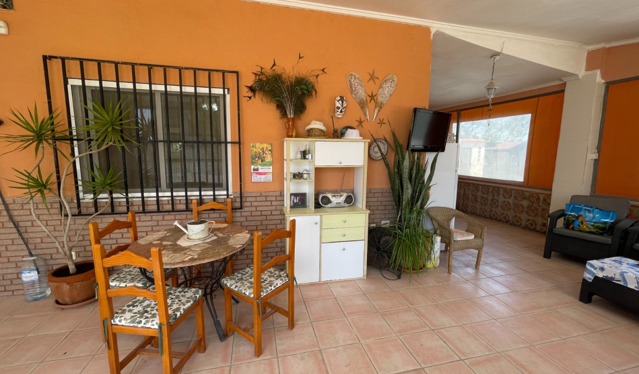 Herverkoop - Vrijstaande villa - Guardamar del Segura - Valencian Community