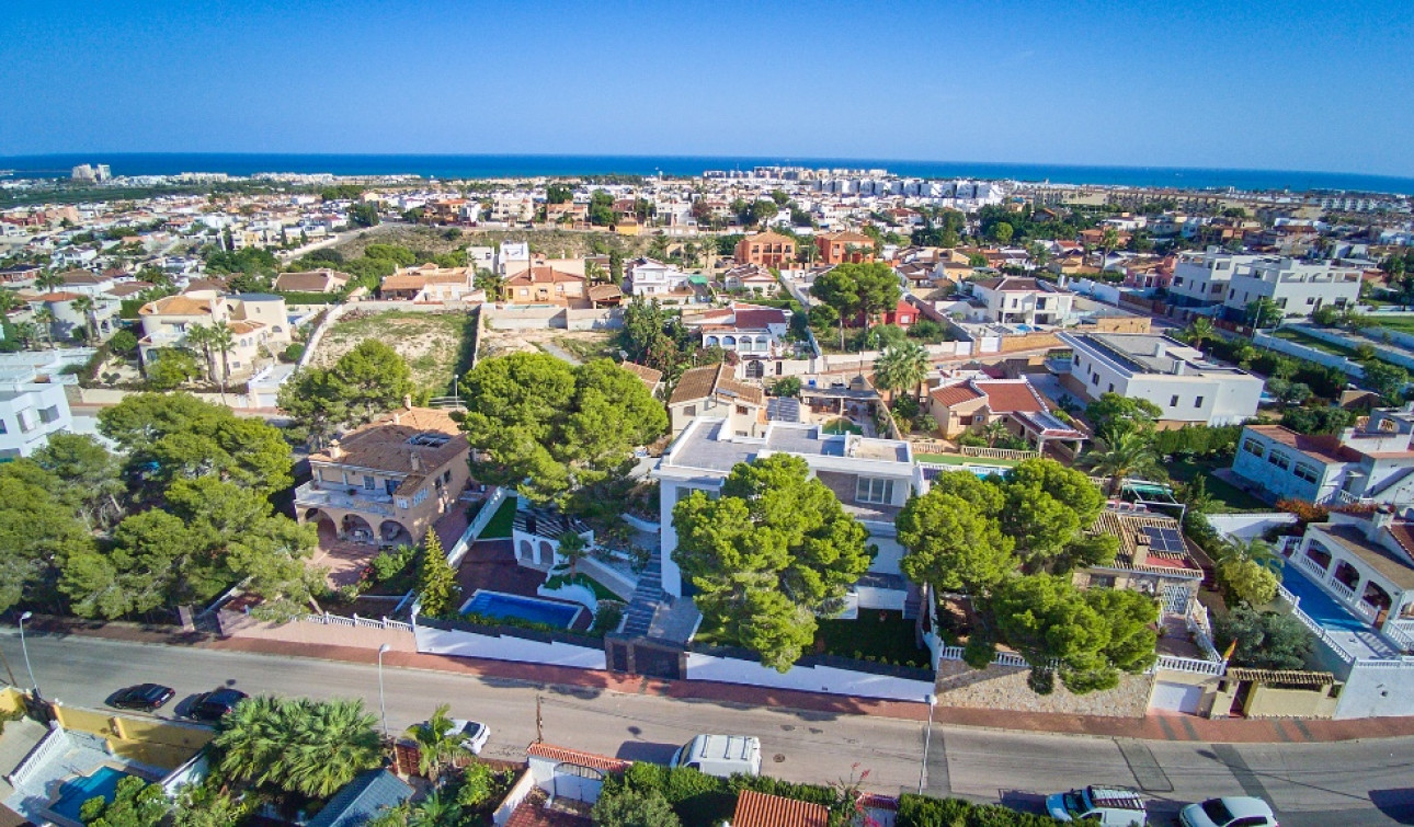 Herverkoop - Vrijstaande villa - Los Balcones