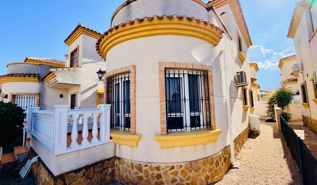 Herverkoop - Vrijstaande villa - Los Montesinos - La Herrada