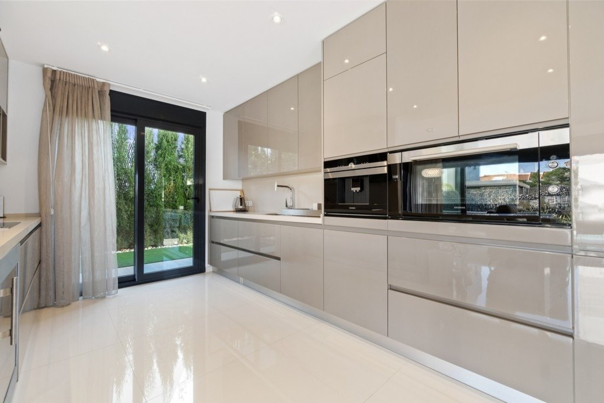 Herverkoop - Vrijstaande villa - Orihuela Costa - Agua Marina