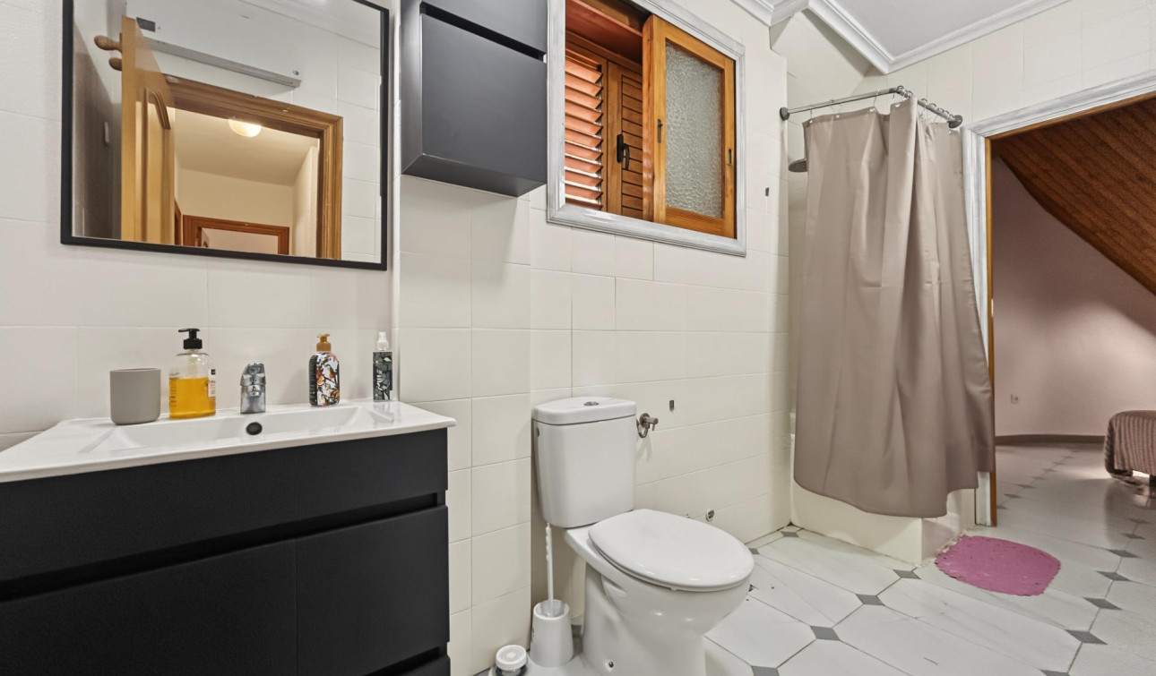 Herverkoop - Vrijstaande villa - Orihuela Costa - Campoamor