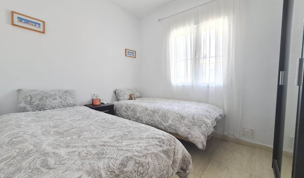 Herverkoop - Vrijstaande villa - Orihuela Costa - La Florida