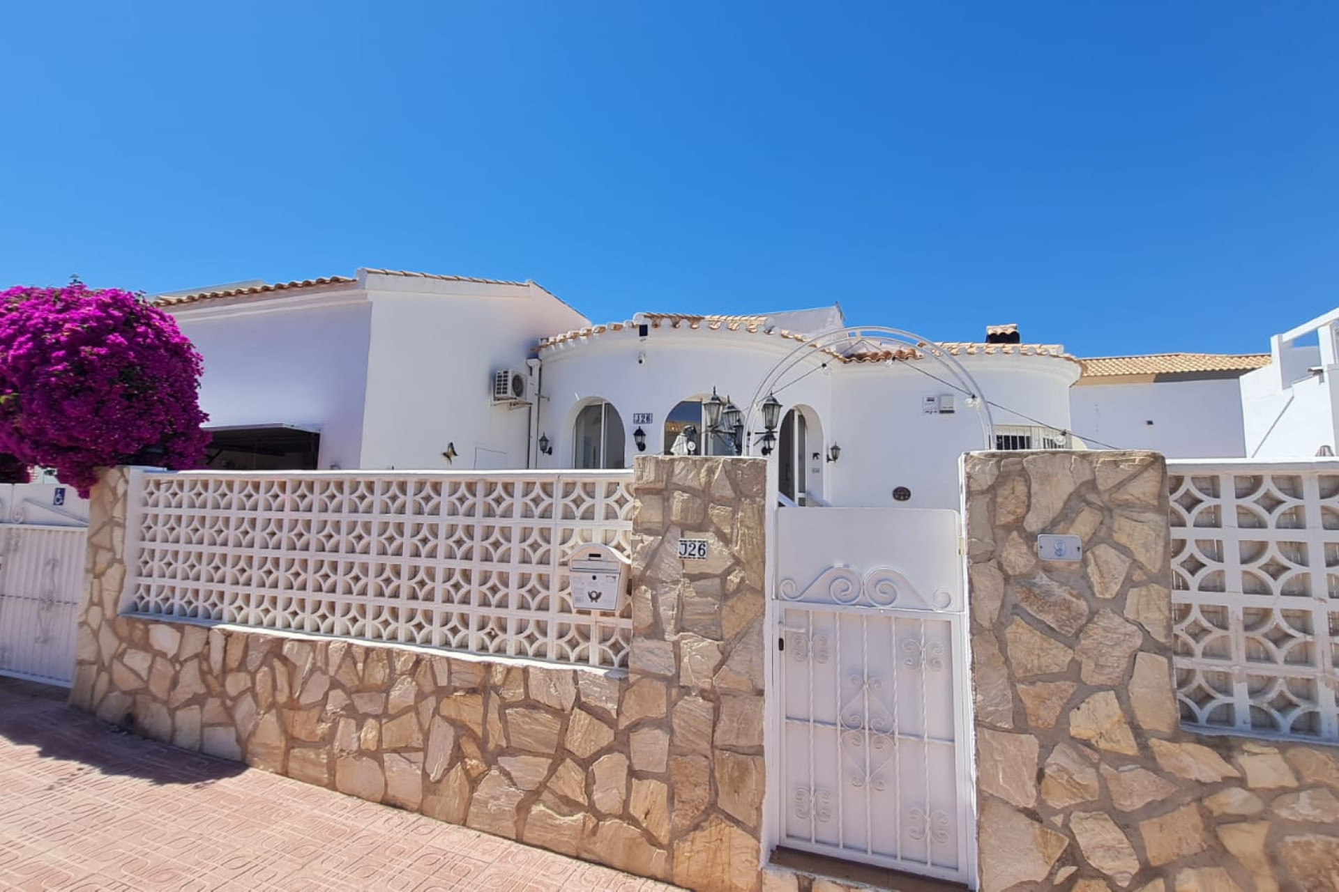 Herverkoop - Vrijstaande villa - Orihuela Costa - La Florida