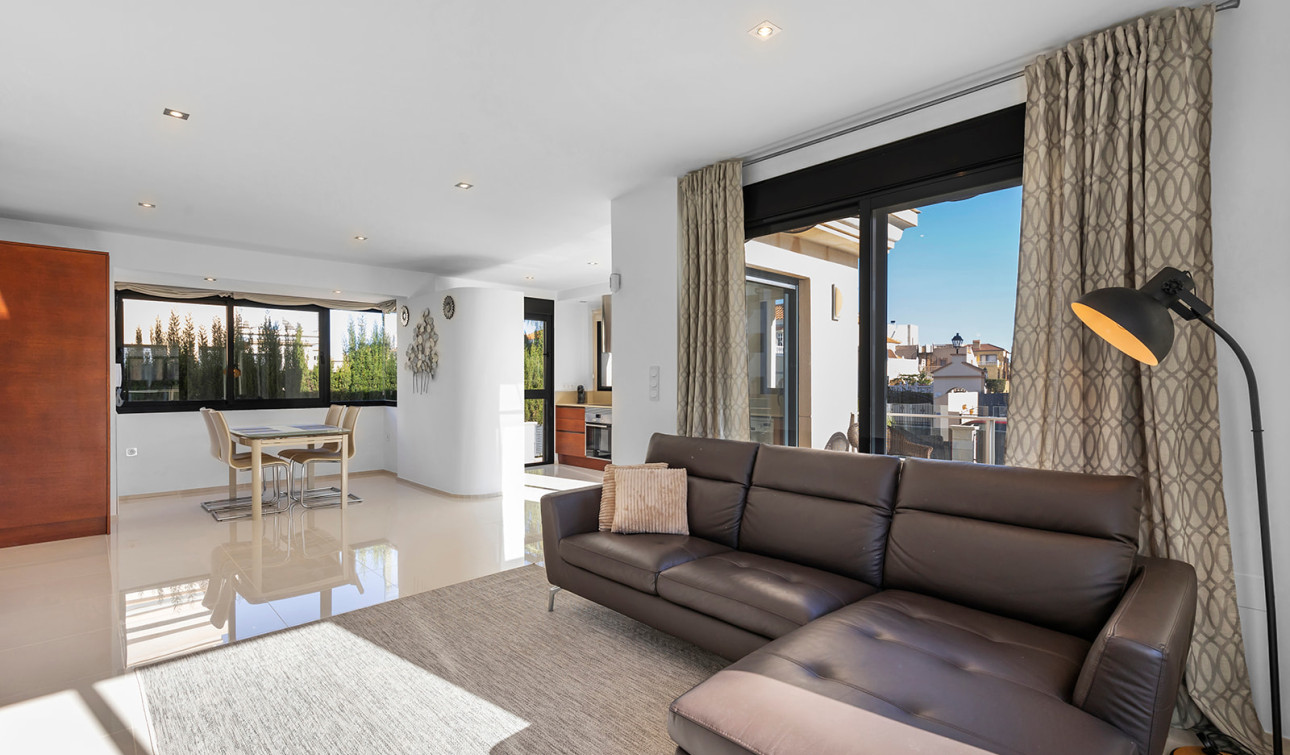 Herverkoop - Vrijstaande villa - Orihuela Costa - La Zenia