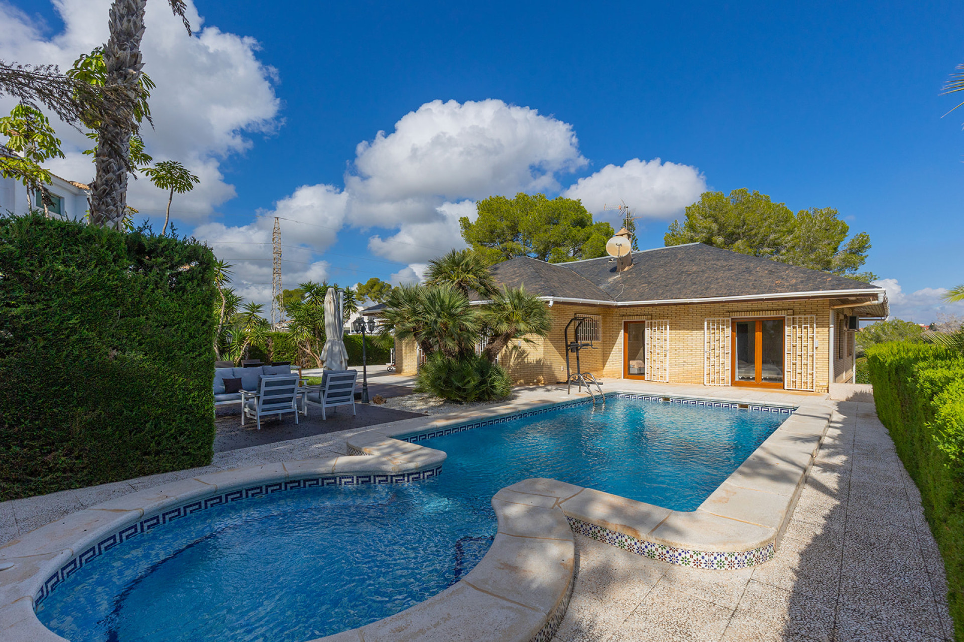 Herverkoop - Vrijstaande villa - Orihuela Costa - Las Filipinas