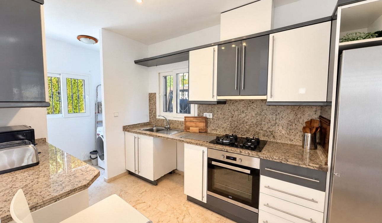 Herverkoop - Vrijstaande villa - Orihuela Costa - Lomas De Campoamor-las Ramblas