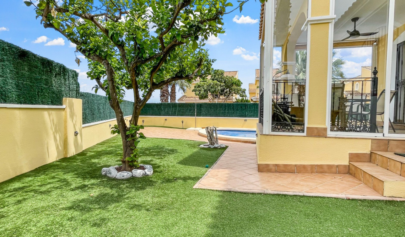 Herverkoop - Vrijstaande villa - Orihuela Costa - Los Dolses