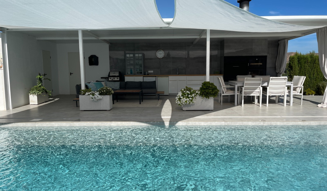 Herverkoop - Vrijstaande villa - Orihuela Costa - Orihuela