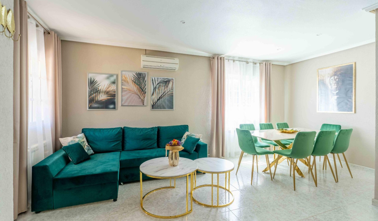 Herverkoop - Vrijstaande villa - Orihuela Costa - Punta Prima