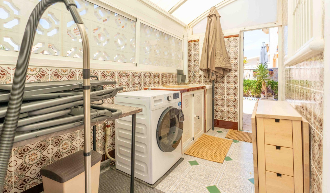 Herverkoop - Vrijstaande villa - Orihuela Costa - Punta Prima