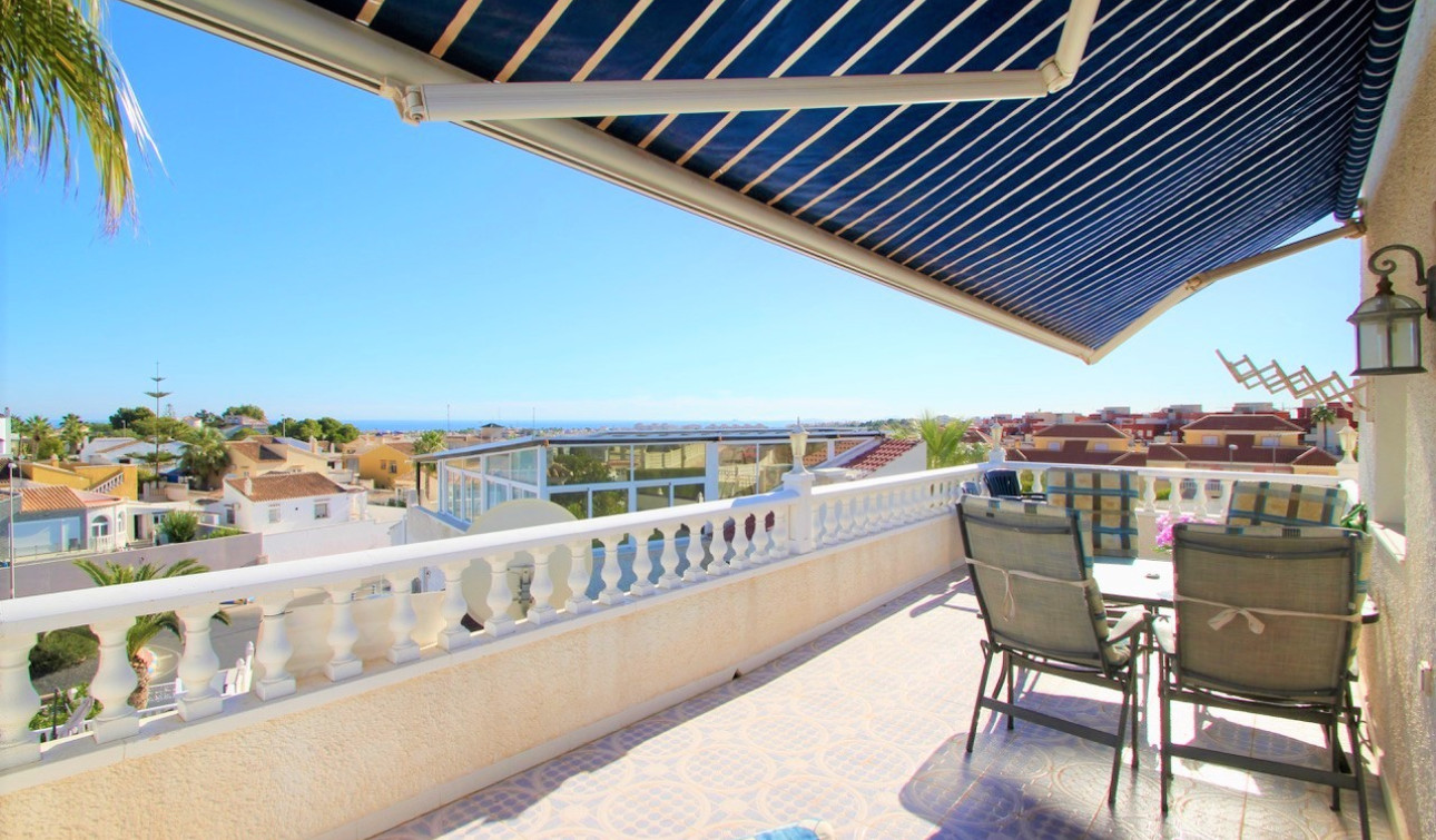 Herverkoop - Vrijstaande villa - Orihuela Costa - Villamartín