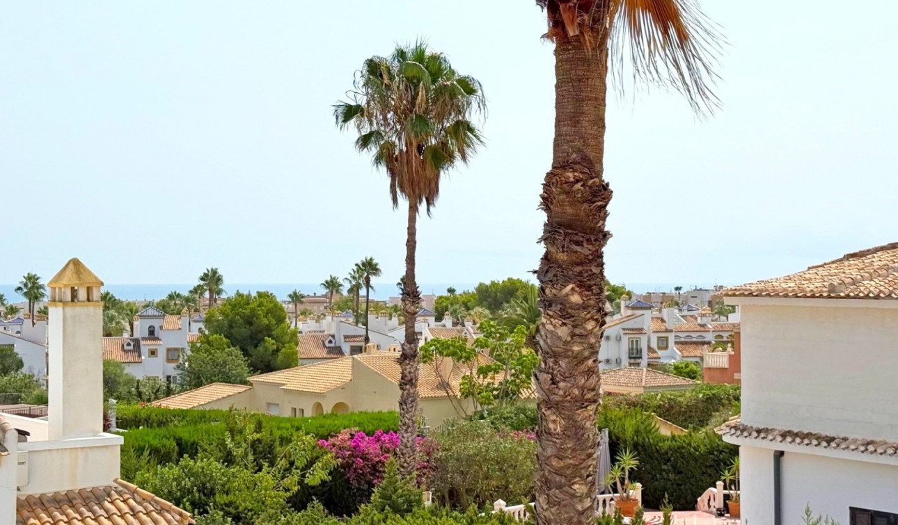 Herverkoop - Vrijstaande villa - Orihuela Costa - Villamartín