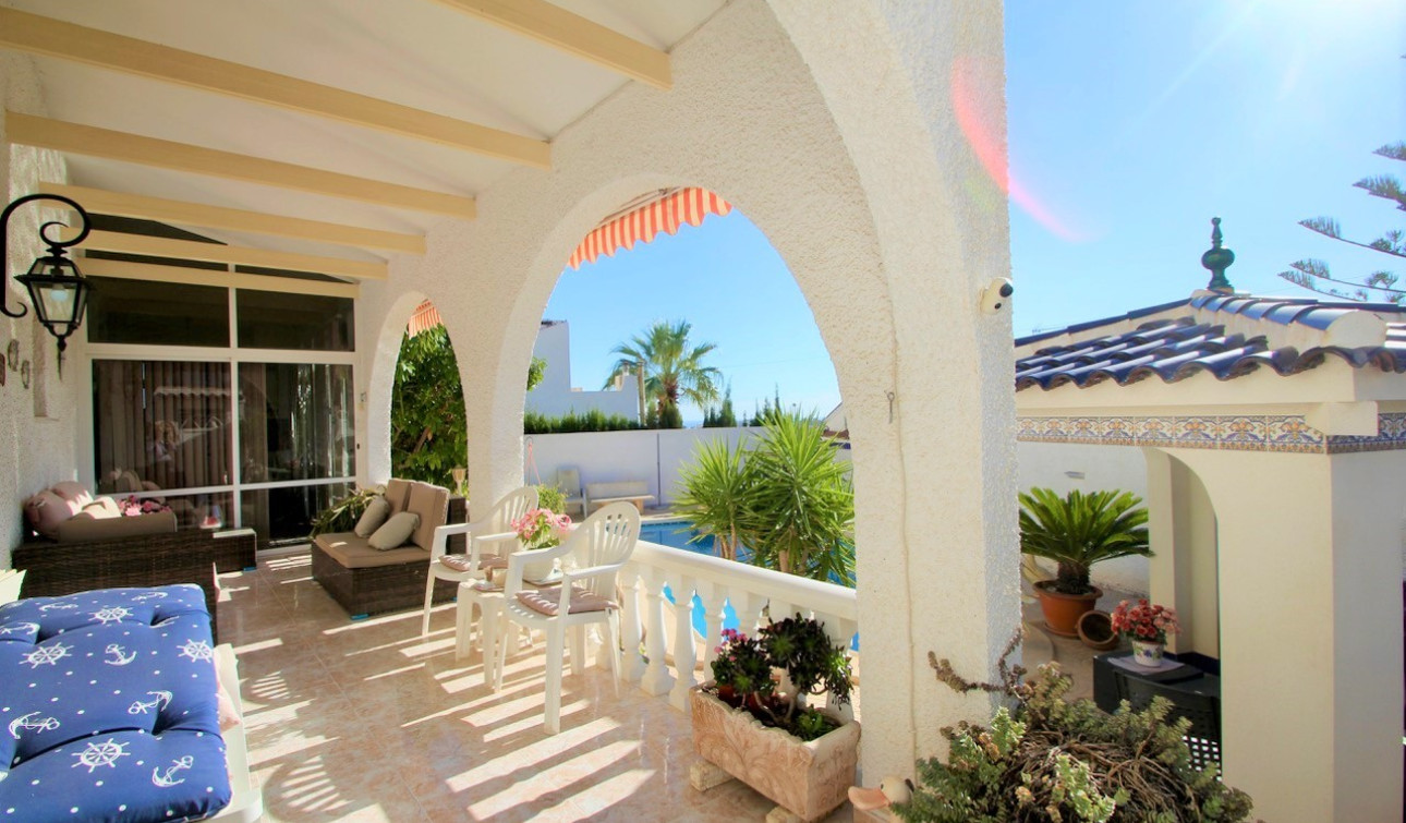 Herverkoop - Vrijstaande villa - Orihuela Costa - Villamartín