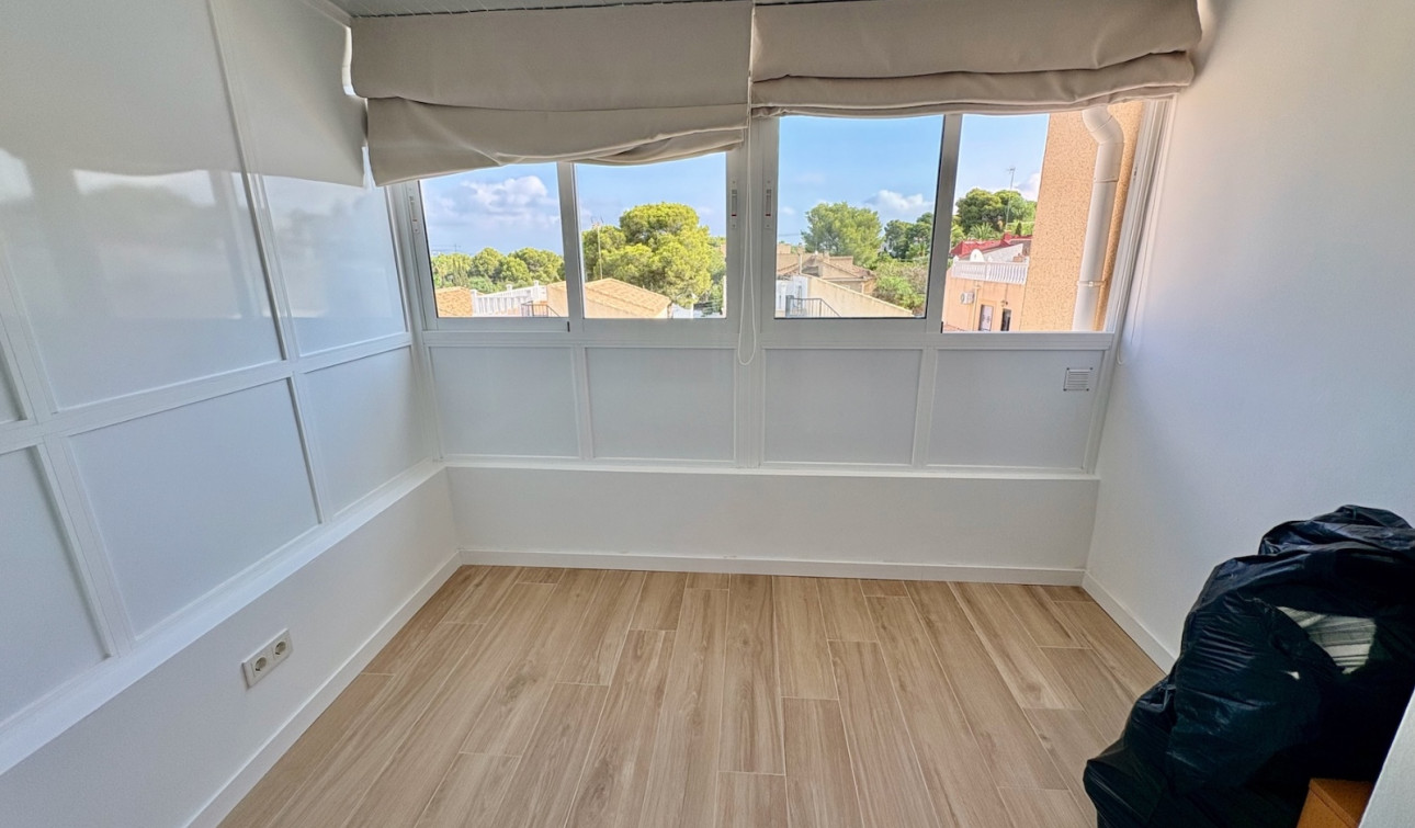Herverkoop - Vrijstaande villa - Orihuela - Los Balcones