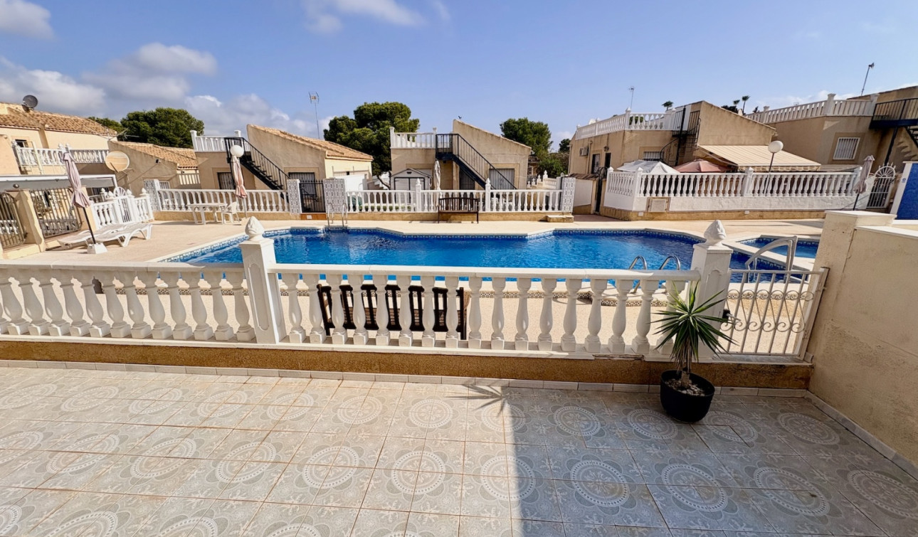 Herverkoop - Vrijstaande villa - Orihuela - Los Balcones