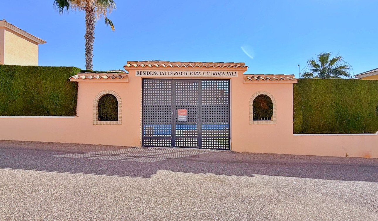 Herverkoop - Vrijstaande villa - Orihuela - Orihuela Costa