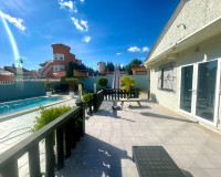 Herverkoop - Vrijstaande villa - Pilar de la Horadada - Pinar de Campoverde