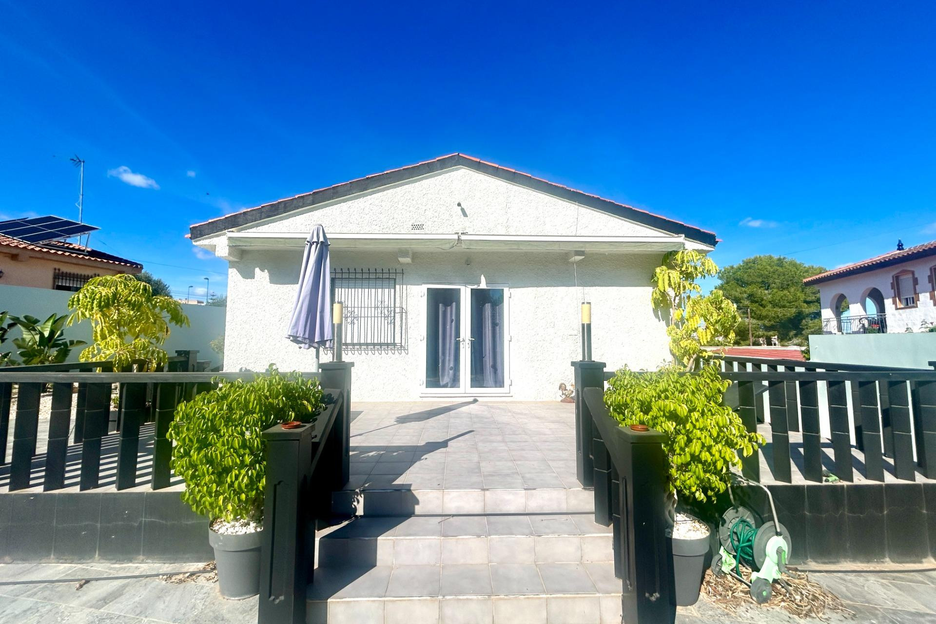 Herverkoop - Vrijstaande villa - Pilar de la Horadada - Pinar de Campoverde