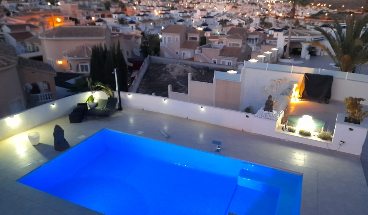 Herverkoop - Vrijstaande villa - Rojales - Ciudad Quesada