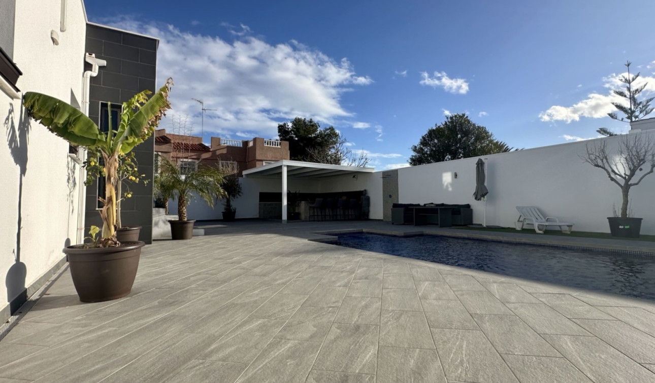 Herverkoop - Vrijstaande villa - Rojales - Ciudad Quesada