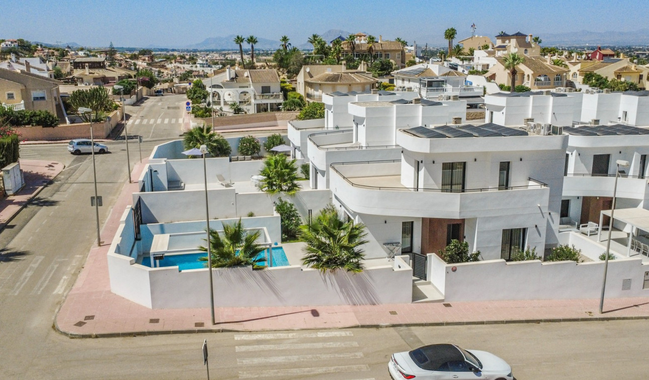 Herverkoop - Vrijstaande villa - Rojales - Ciudad Quesada