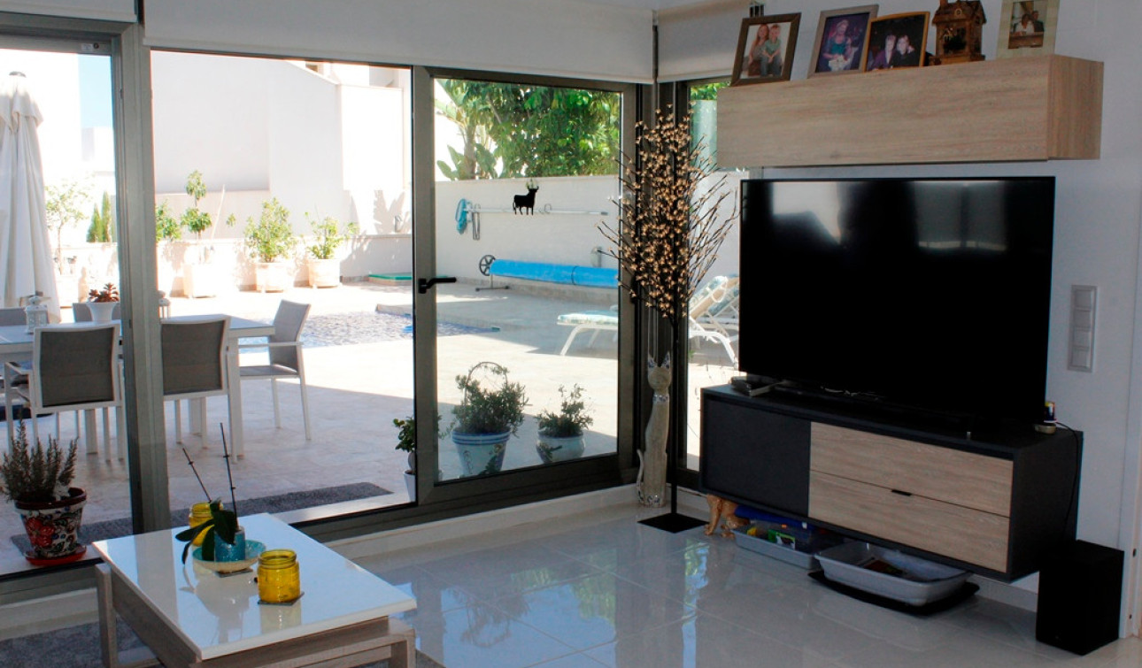 Herverkoop - Vrijstaande villa - San Miguel de Salinas