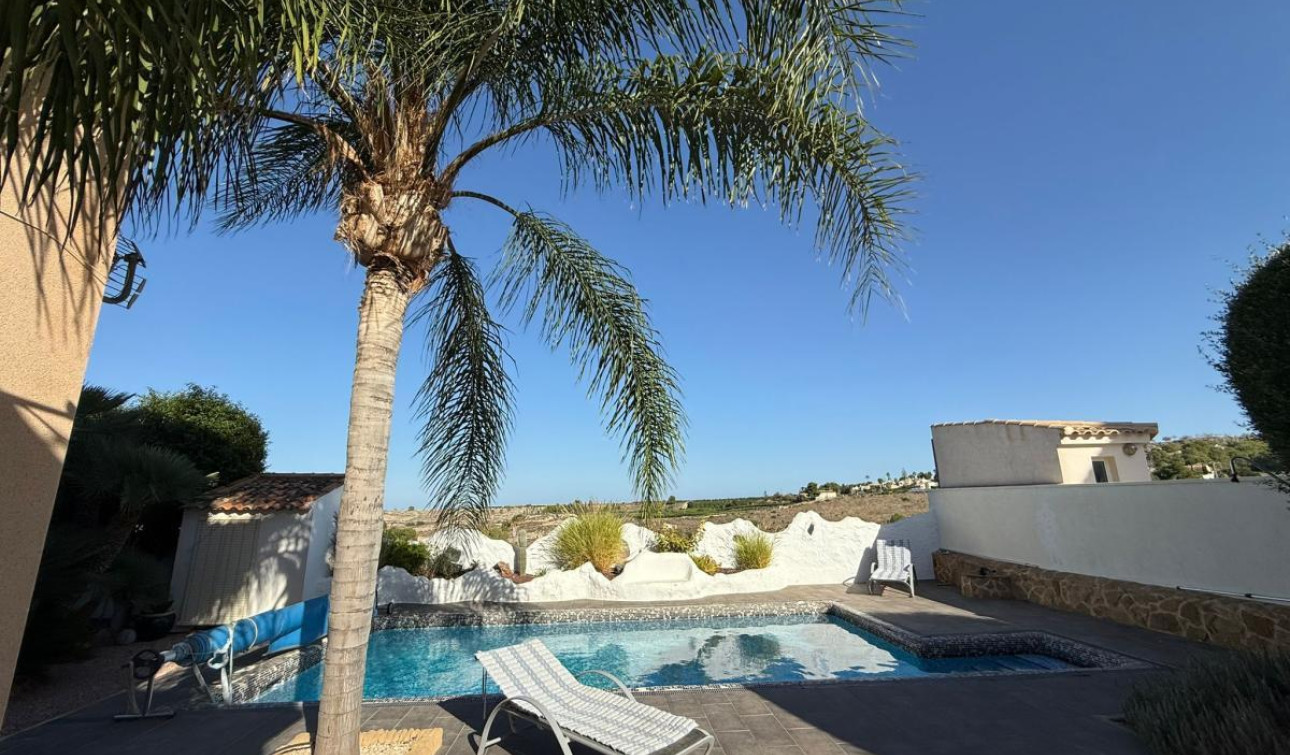 Herverkoop - Vrijstaande villa - San Miguel de Salinas