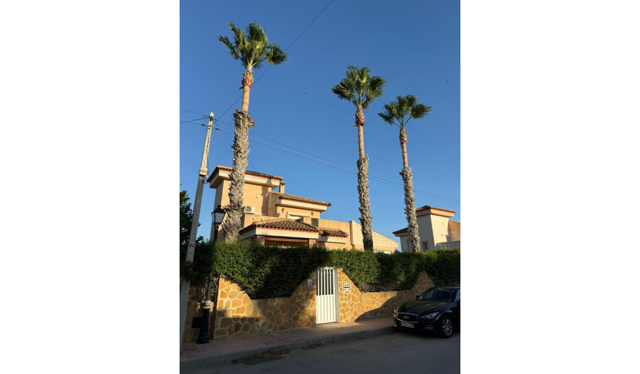 Herverkoop - Vrijstaande villa - San Miguel de Salinas