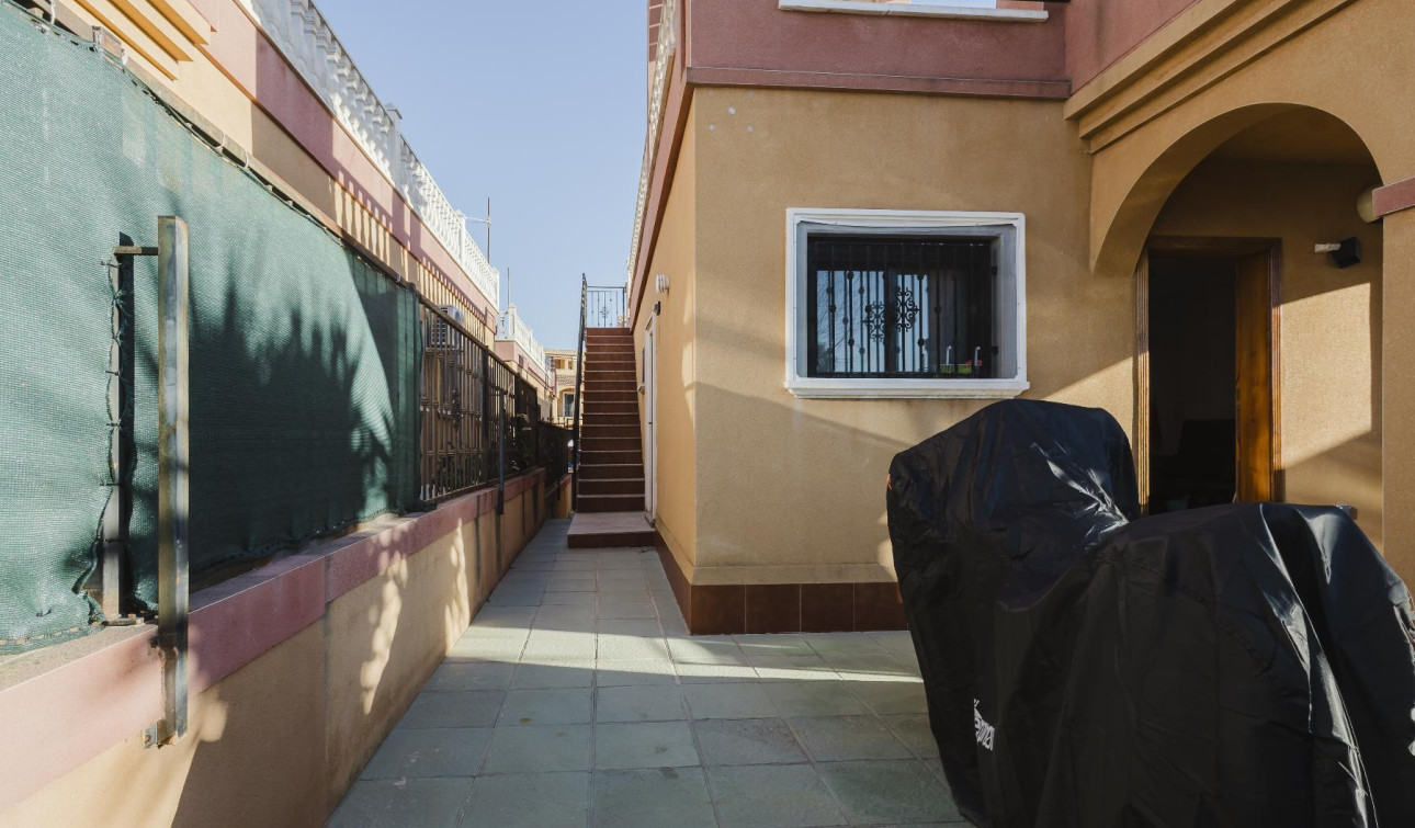 Herverkoop - Vrijstaande villa - Torrevieja - Aguas Nuevas