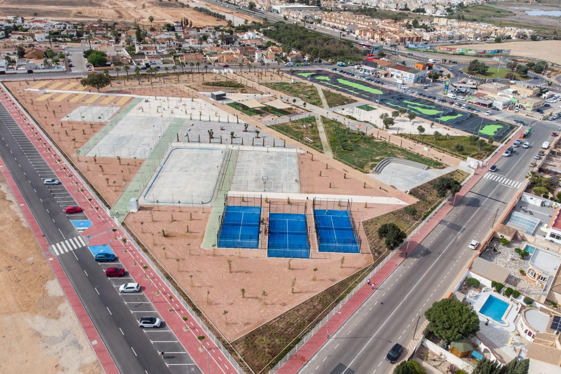 Herverkoop - Vrijstaande villa - Torrevieja - El chaparral