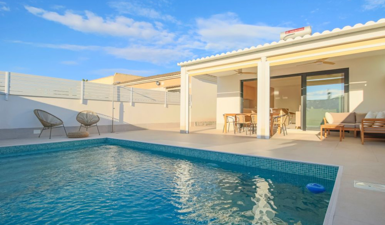 Herverkoop - Vrijstaande villa - Torrevieja - La Siesta - El Salado - Torreta