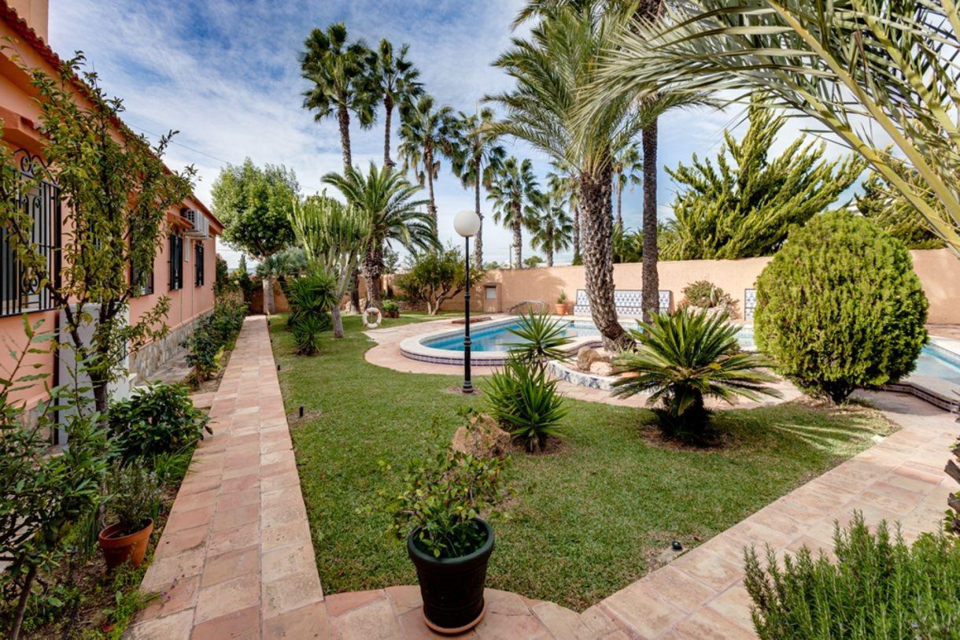 Herverkoop - Vrijstaande villa - Torrevieja - La Siesta - El Salado - Torreta