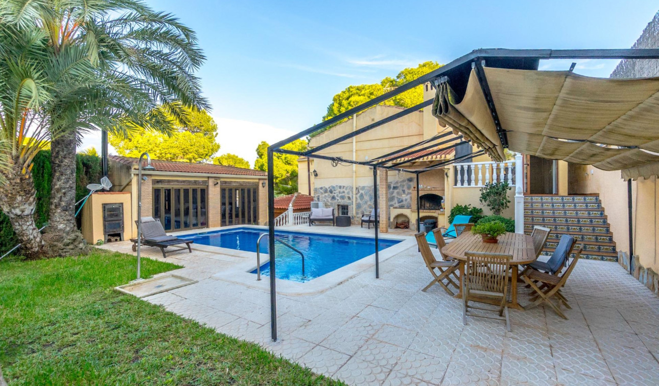 Herverkoop - Vrijstaande villa - Torrevieja - Los balcones