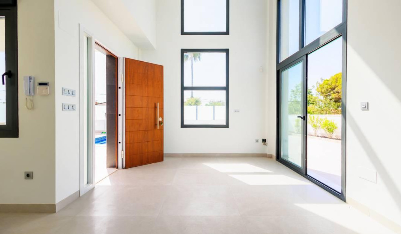 Herverkoop - Vrijstaande villa - Torrevieja - Los Balcones