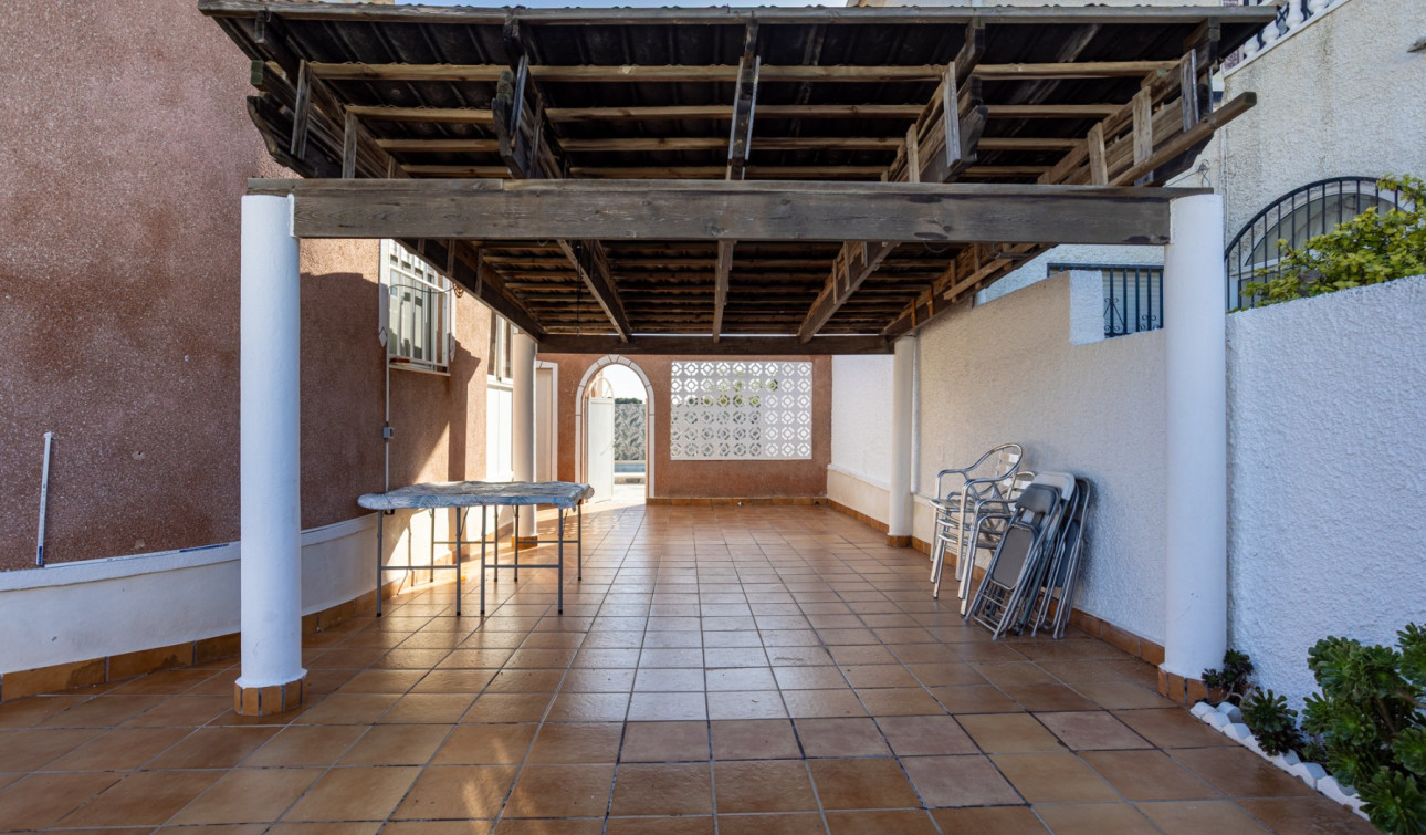 Herverkoop - Vrijstaande villa - Torrevieja - Urbanización San Luis