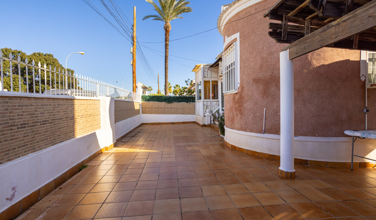 Herverkoop - Vrijstaande villa - Torrevieja - Urbanización San Luis