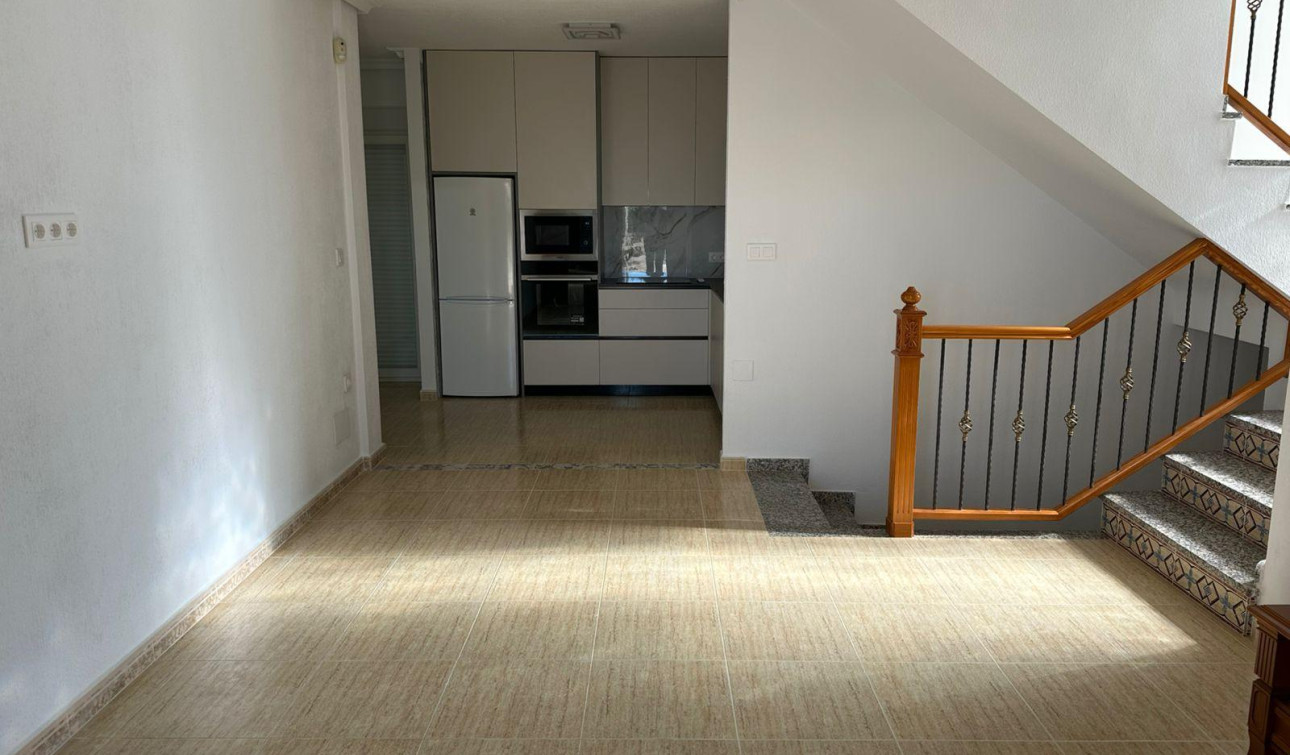 Herverkoop - Vrijstaande villa - Torrevieja - VILLAMARTIN